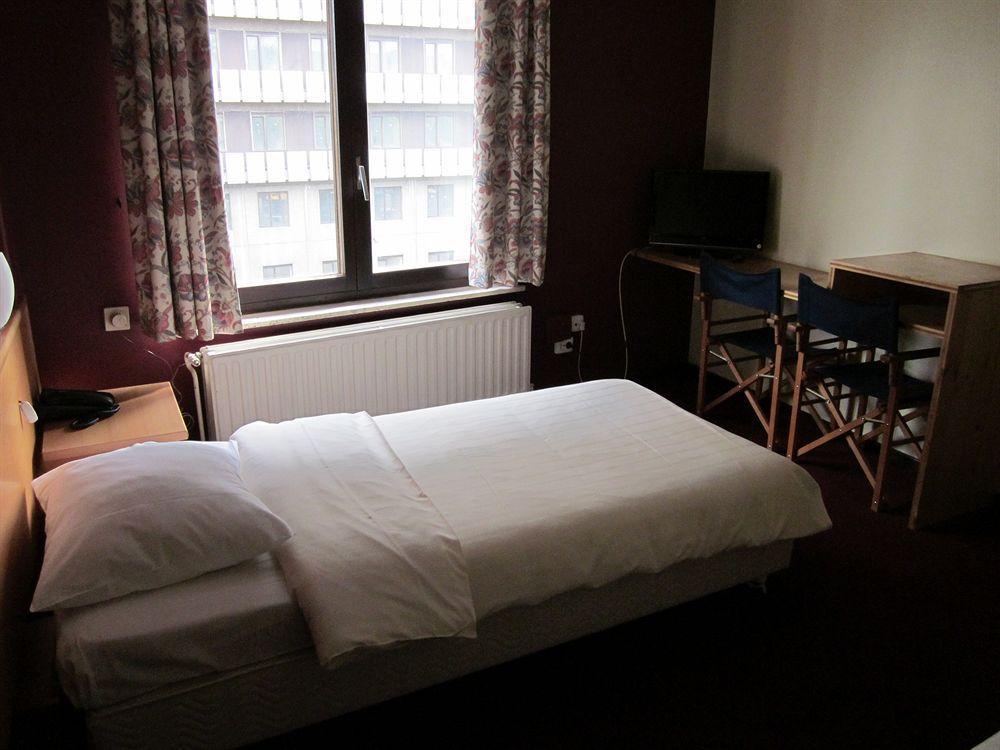 Cube Hostel Leuven Kültér fotó